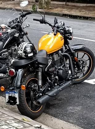 ROYAL ENFIELD METEOR 350 FIREBALL ROYAL ENFIELD METEOR 350 FIREBALL